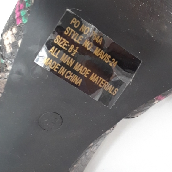 Breckelles 8.5 heel - Picture 3 of 4